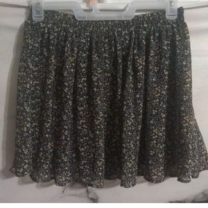 Forever 21 black floral polka dot mini skirt L